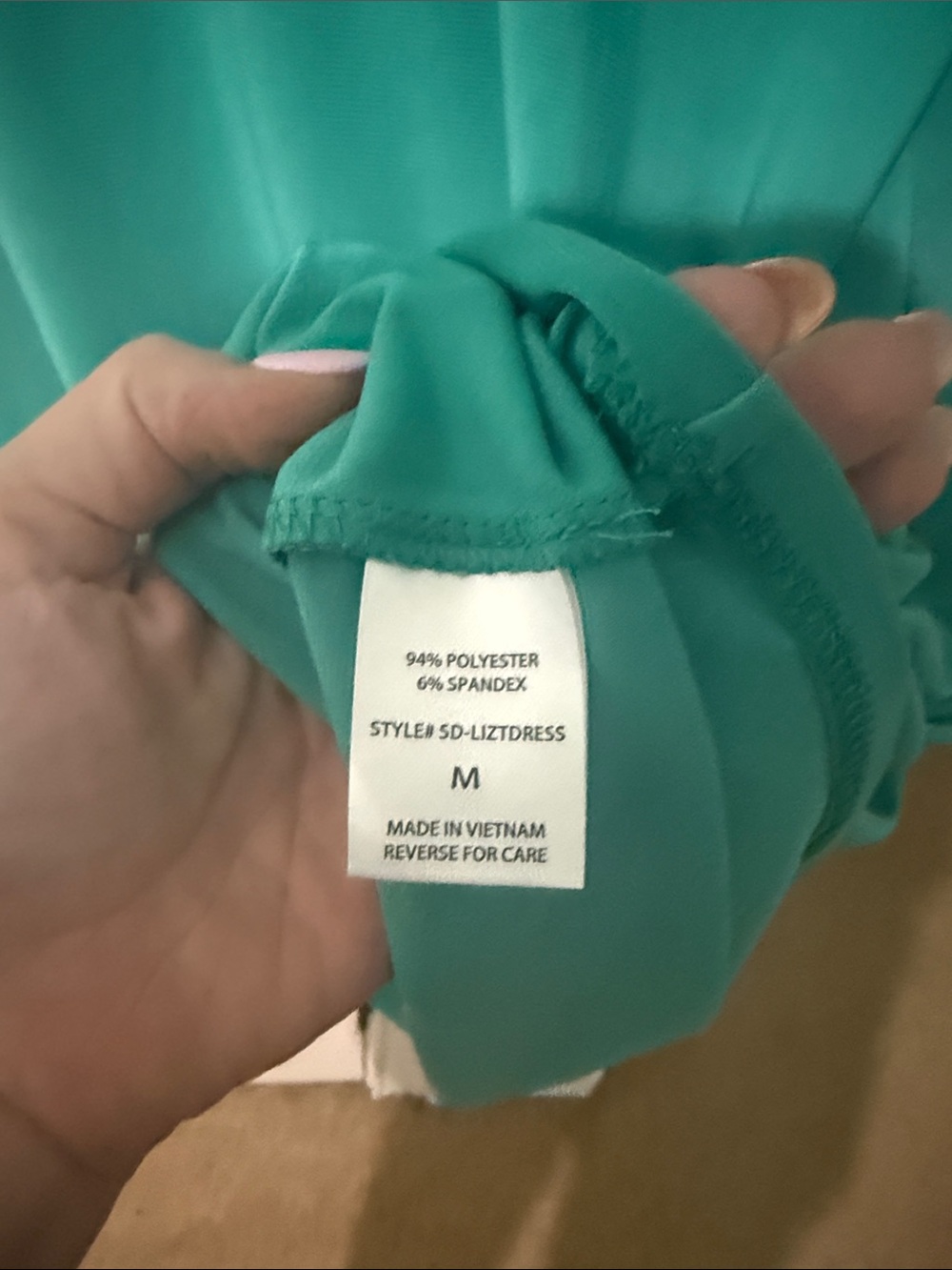 Dear Scarlett Teal Split-Neck Sleeveless Tunic - Picture 4 of 7